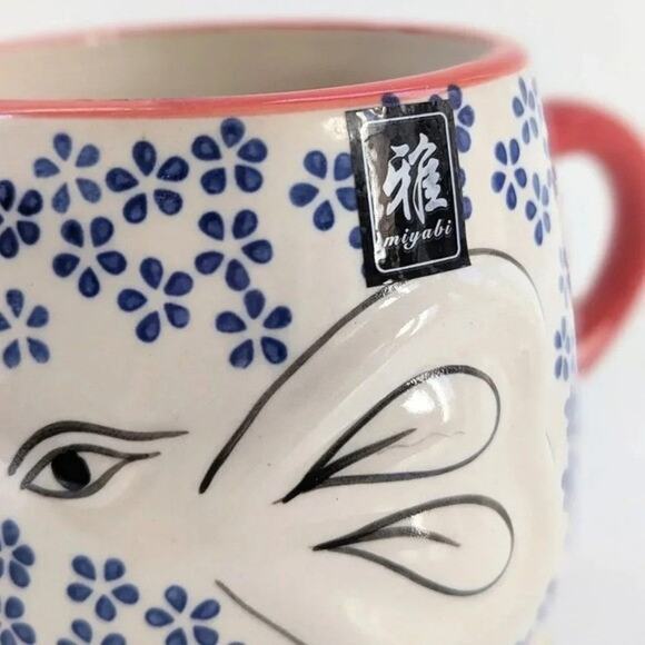 🐘 Yokohama Studio Japan Ceramic & Enamel Blue Floral Elephant Mug (4 Available) - Picture 7 of 11
